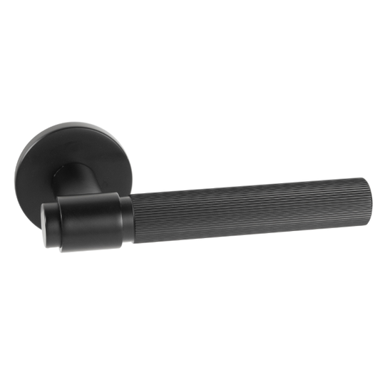 Дверная ручка на тонкой розетке Punto R.EST.R52.SHELL BL-24 черная